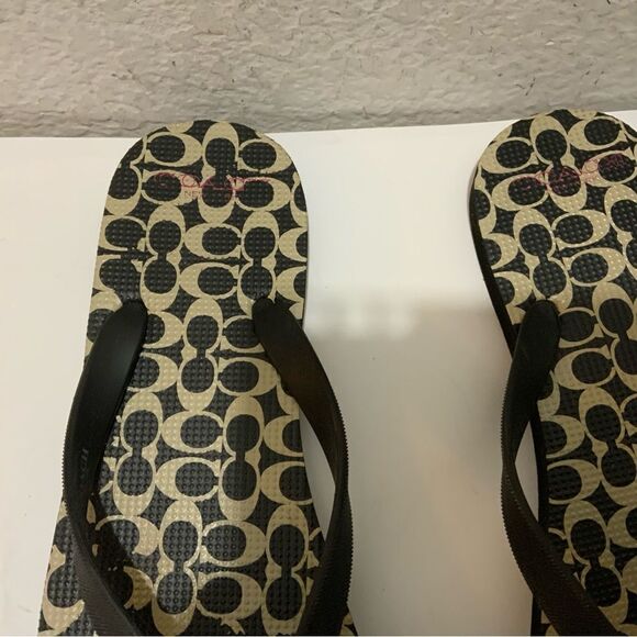 Coach Amel Black and Tan Rubber Signature C Flip Flop Sandals Silver Bow … - Picture 4 of 12